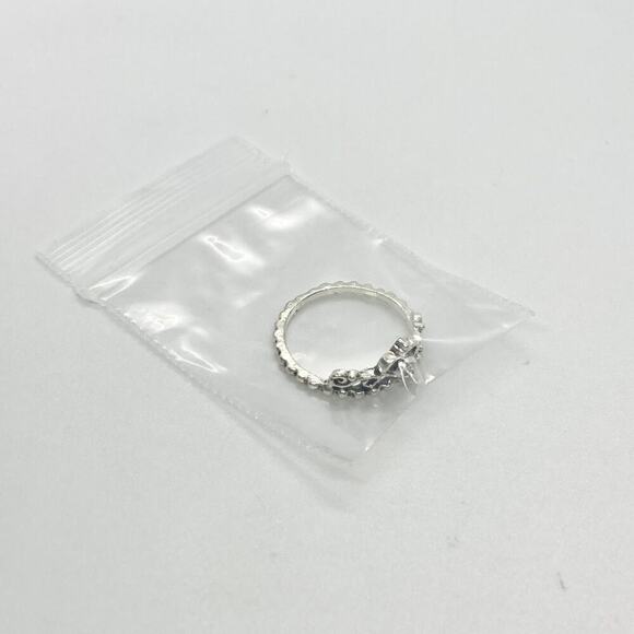 Size 6.75 Silver Tone Princess Crown Ring - Picture 8 of 8